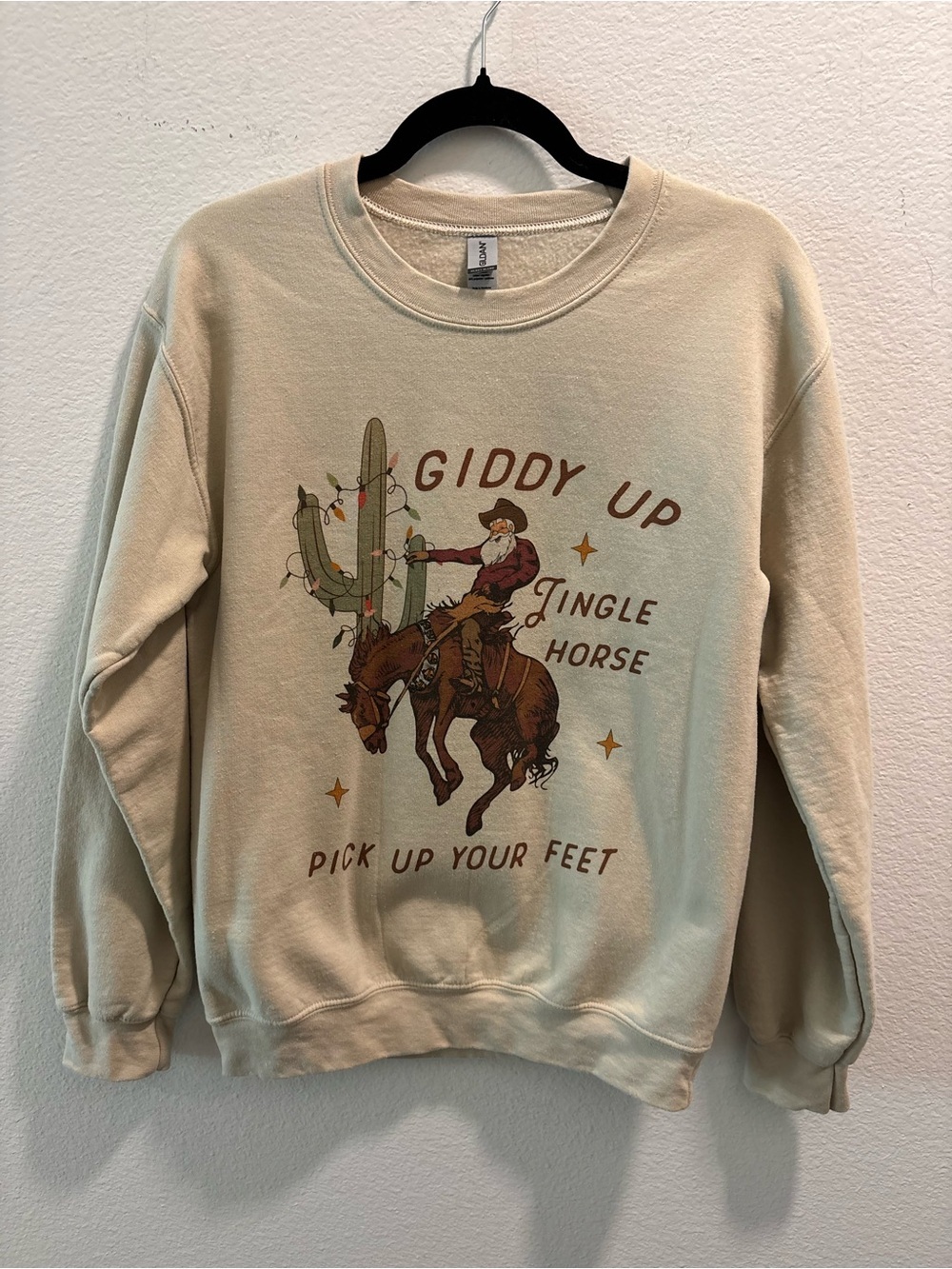 Giddy Up Cream Graphic Sweatshirt, size S